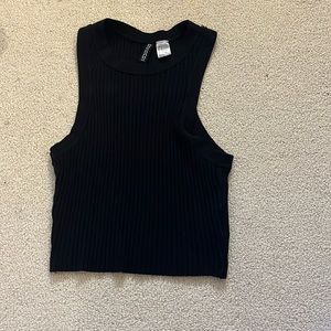 Stretchy No sleeve black baby tee